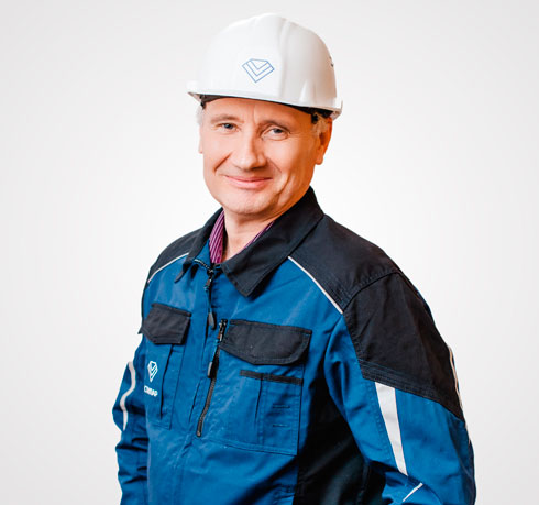 Олег Петрович, Главный инженер